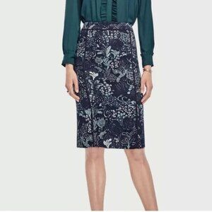 Ann Taylor Pencil Skirt Navy Blue Floral Textured Cotton Knee Length Size 12